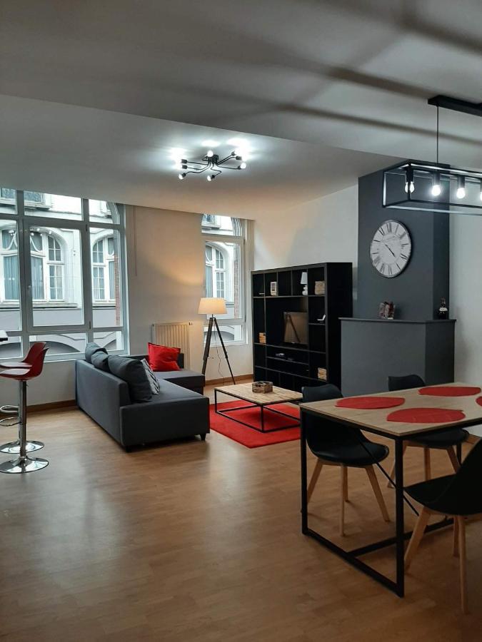 Appartement Centre De Dinant Bagian luar foto
